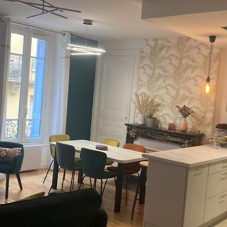 Chambre En Appartement Haussmannien En Centre Ville Saint-Etienne  Bagian luar foto